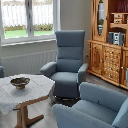 80qm Fuer 4 Personen In 2 Schlafzimmer